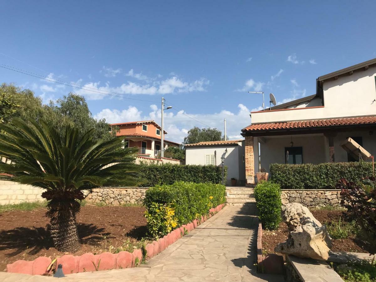 Villa Salvatrice Lido di Noto Eksteriør billede